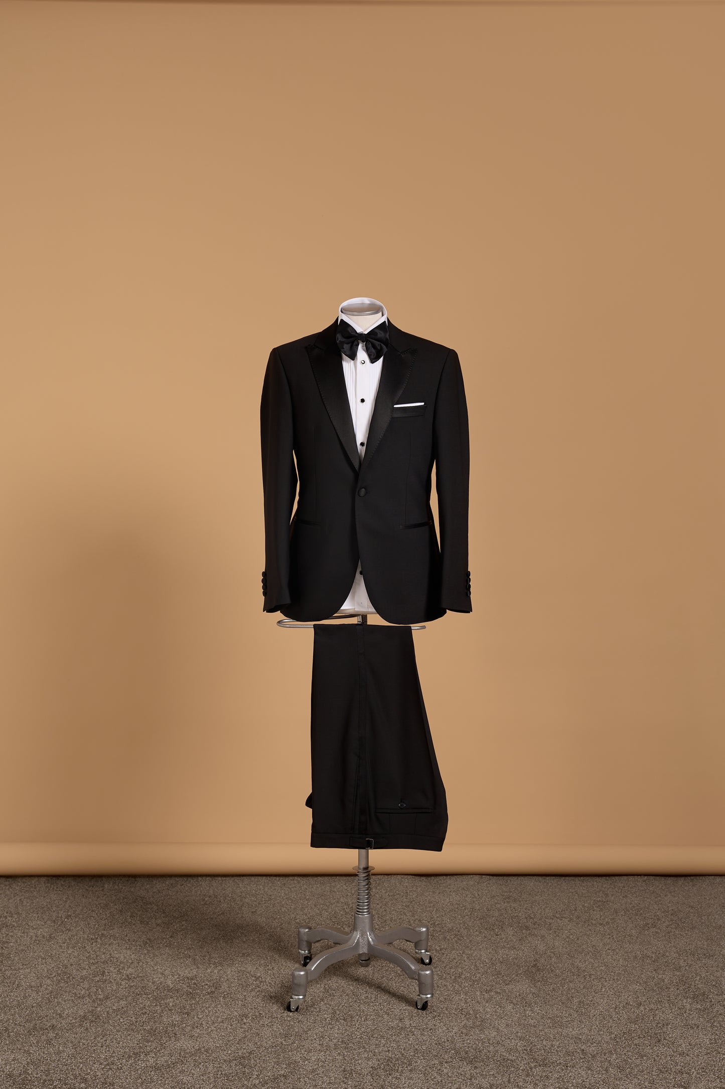 VERDI BLACK WOOL TUXEDO