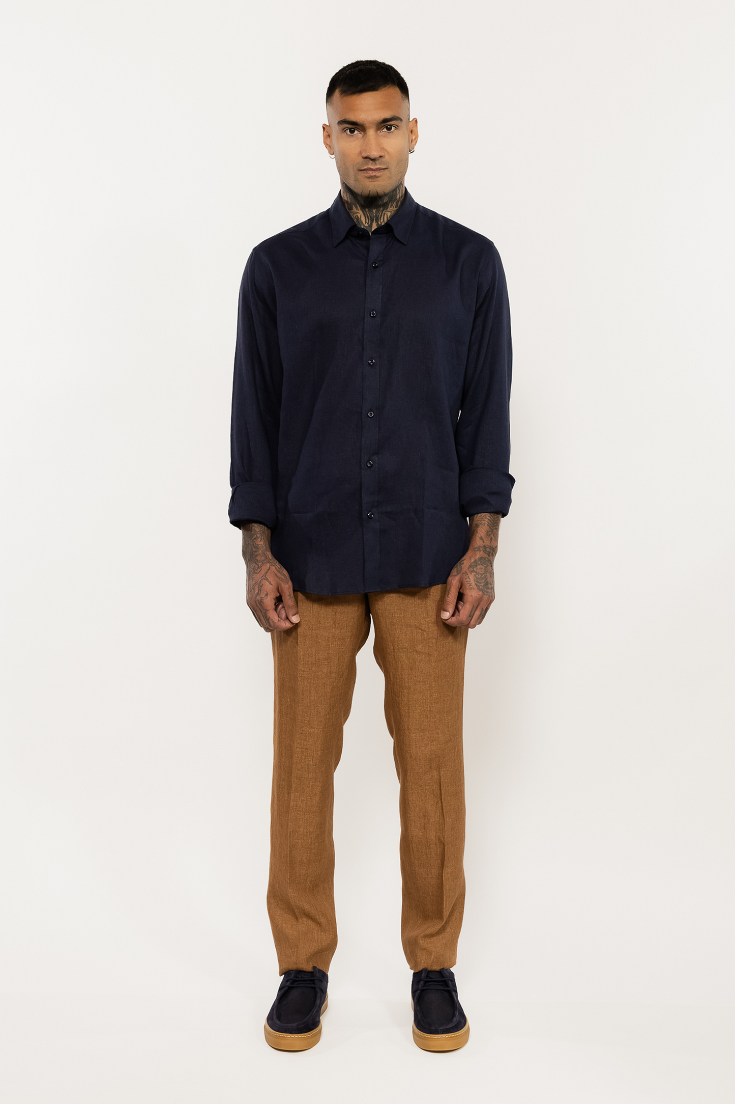 Linen Shirt in Navy Blue
