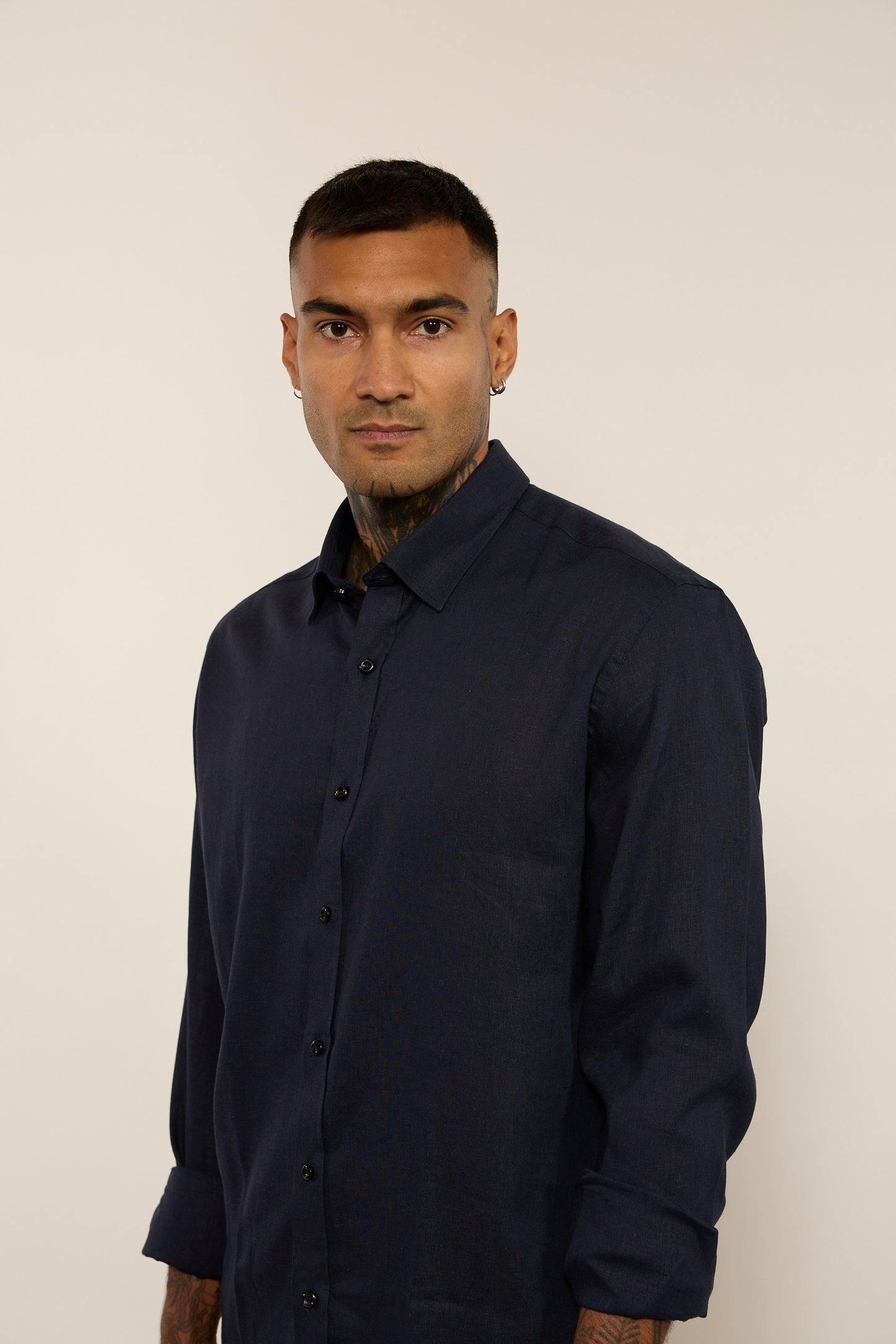 Linen Shirt in Navy Blue