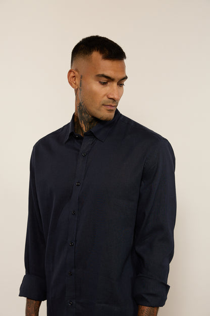 Linen Shirt in Navy Blue